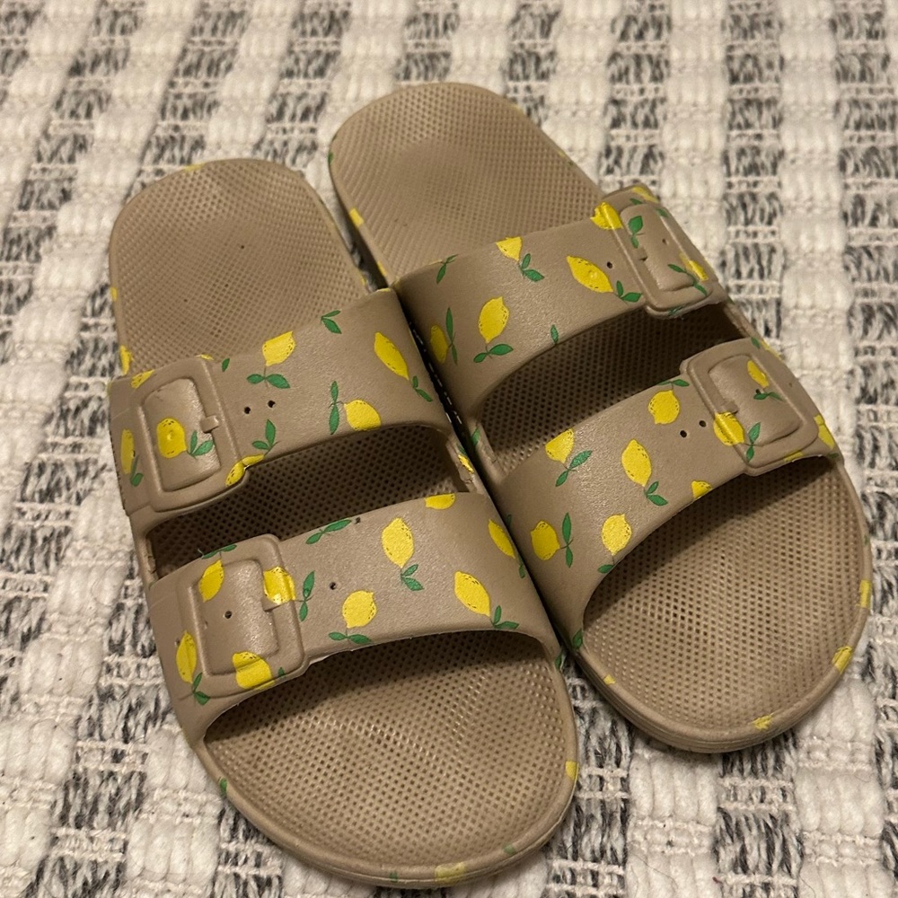 Freedom Moses sandals